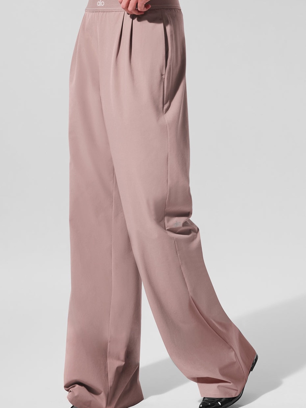 ALO Yoga Taupe Suit Up Trouser - Picture 2 of 8